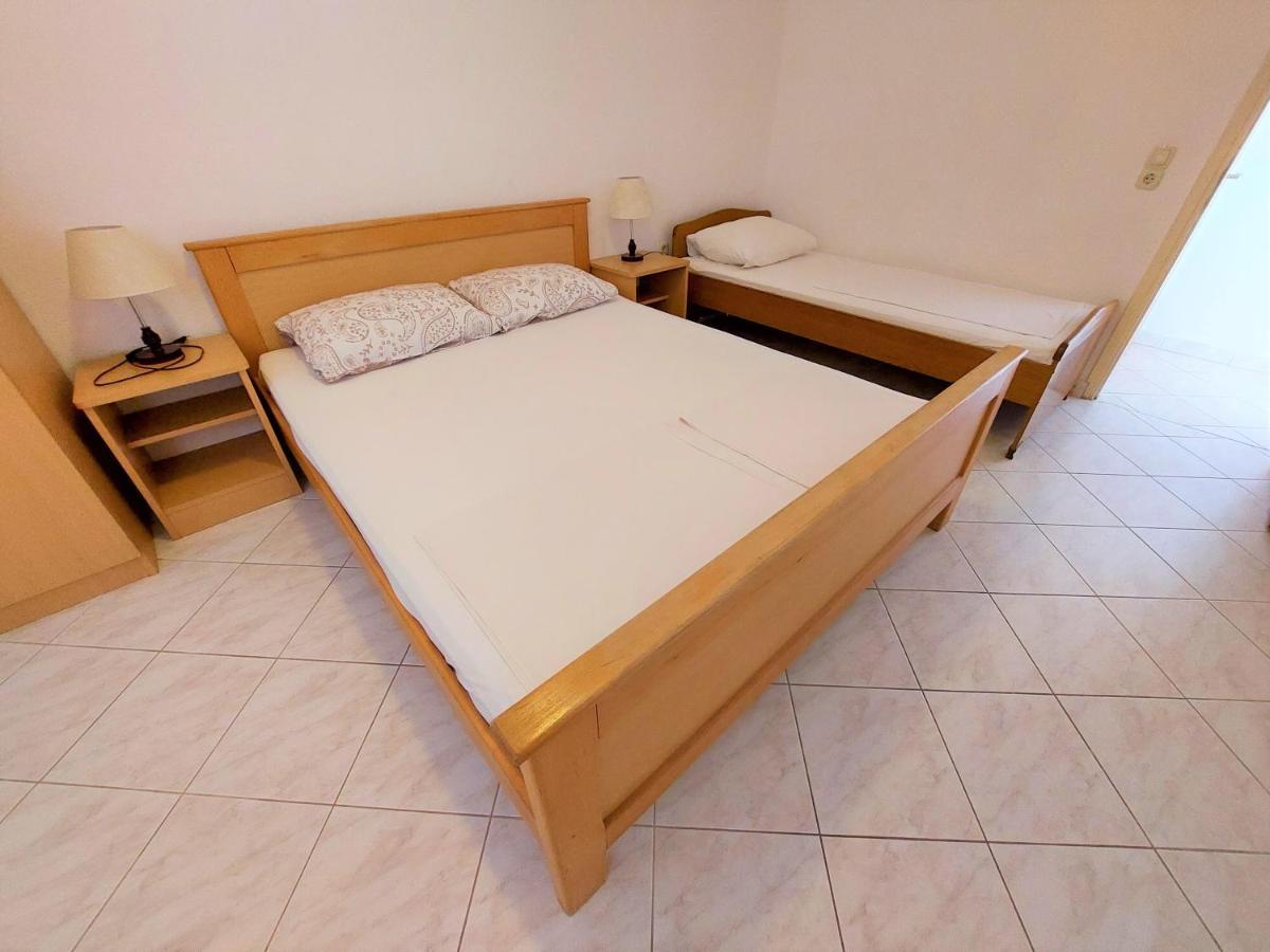 Apartments Neva & Neva Beach House Srima Bagian luar foto