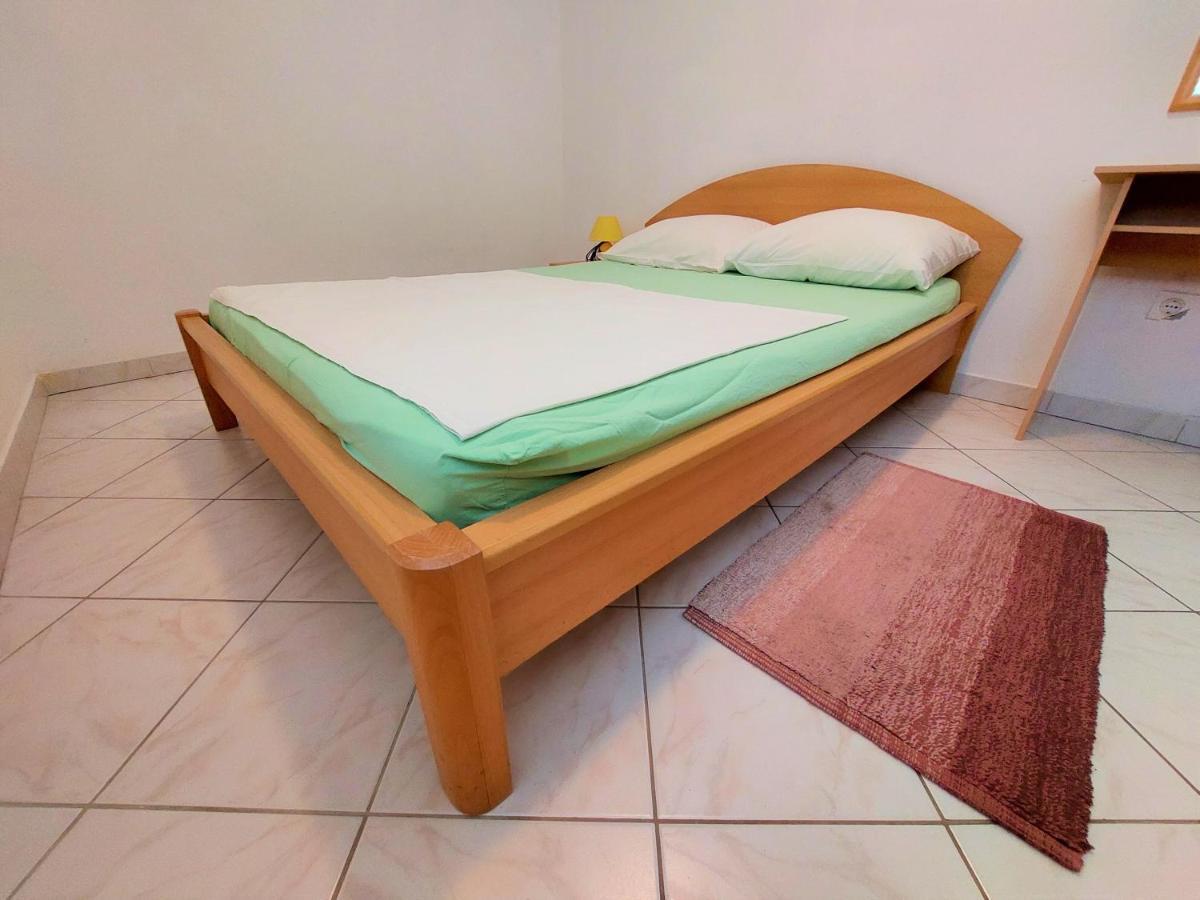 Apartments Neva & Neva Beach House Srima Bagian luar foto