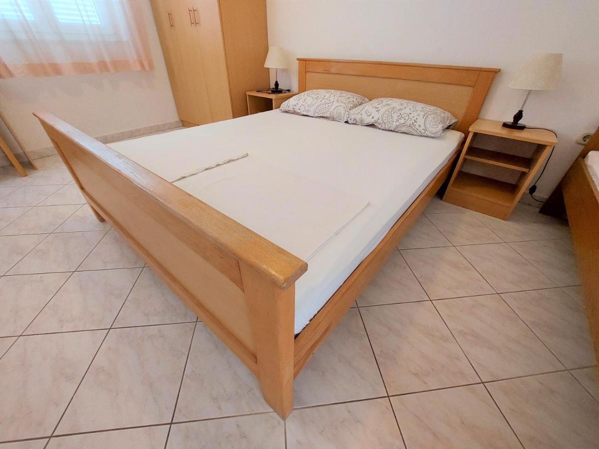 Apartments Neva & Neva Beach House Srima Bagian luar foto