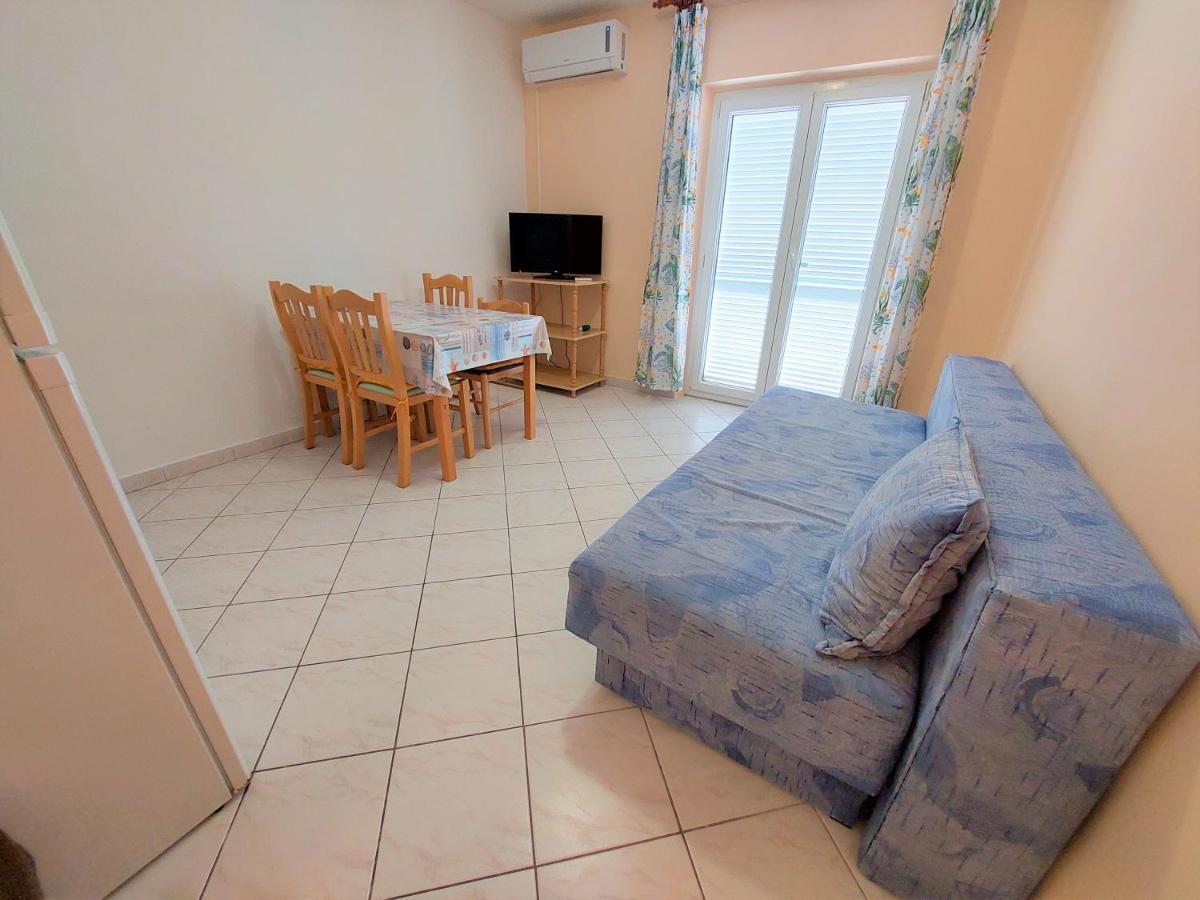 Apartments Neva & Neva Beach House Srima Bagian luar foto