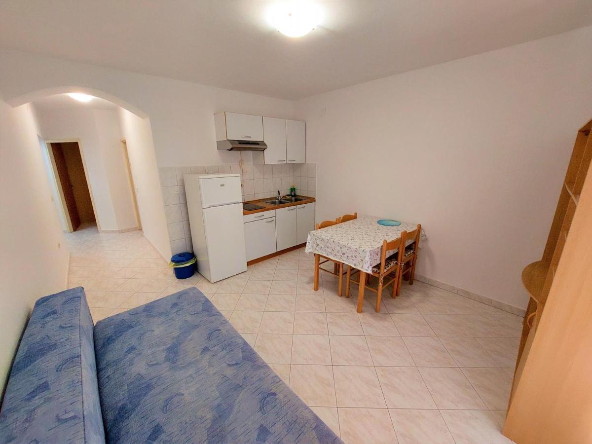 Apartments Neva & Neva Beach House Srima Bagian luar foto