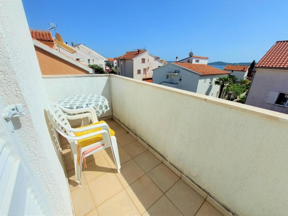 Apartments Neva & Neva Beach House Srima Bagian luar foto